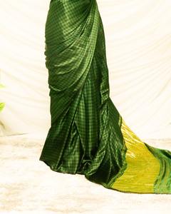 Sari indio exclusivo de seda, diseños de saris indios, Sari de alta calidad al mejor precio al por mayor en India - Product Image 3