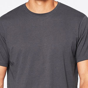 Camiseta de Manga Corta para Hombre con Cuello Redondo, Materiales Éticos y Sostenibles, Diseño Estampado en Algodón/Fibra de Bambú - Product Image 5