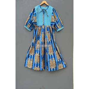 Vestido midi de algodón con estampado de tigre a rayas azules y silueta holgada - Product Image 3