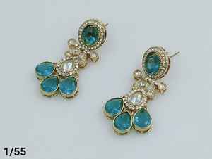 คอลเลคชั่นใหม่ล่าสุดเครื่องประดับอินเดียต่างหู Jhumka Kundan ต่างหูคอลเลกชันใหม่ล่าสุดของผู้หญิงต่างหูมีสไตล์คอลเลกชัน2024 - Product Image 3