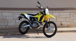 Motocicleta Suzuki DR-Z4S 2025 de Doble Propósito con Motor EFI de 398cc, Chasis de Acero de Doble Viga y Sistema de Conducción Inteligente Suzuki - Product Image 6