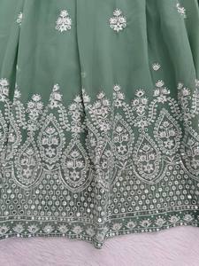 Lehenga Choli de conception haut de gamme pour les occasions spéciales, Lehenga Choli élégant, vêtements ethniques et accessoires, Lehenga Choli cousu - Product Image 2