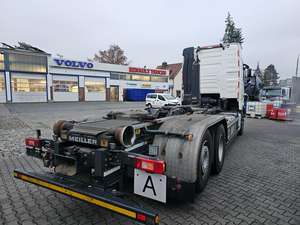 Camión Tractor Volvo FH 500 GLOBETROTT AXLE 6X2-4 Nuevo/Usado 2023 con Transmisión Automática, Motor Diésel Euro 6, Camión Volquete - Product Image 4