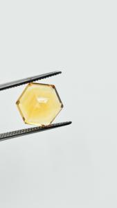 พลอยซิทรินสีเหลืองคุณภาพสูงทรงเหลี่ยมสำหรับทำเครื่องประดับ ขนาดและรูปทรงตามสั่ง รับรองโดยบุคคลที่สาม ราคาขายส่ง - Product Image 6