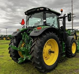 2022 para John para Deere 6R 195 con retroexcavadora y cargadora frontal Venta completa Bomba de motor Componentes de caja de cambios incluidos - Product Image 5