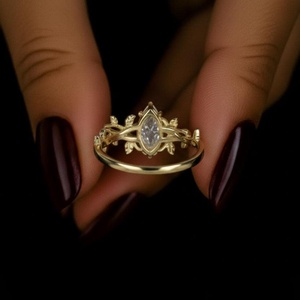 Anillo de compromiso de diamante cultivado en laboratorio de corte Marquesa de 1,1 quilates oro amarillo de 14 quilates VS claridad estilo bohemio IGI certificado regalo de aniversario - Product Image 2