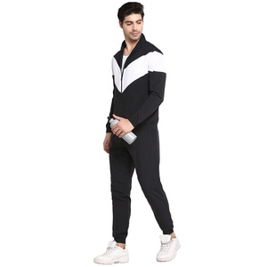 Vente en gros sur mesure survêtements unisexes coupe-vent en polyester survêtements de jogging et d'entraînement pour hommes ensembles logo personnalisé brodé - Product Image 4