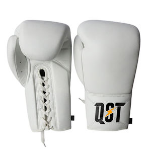 Gants de boxe d'entraînement professionnels à lacets QST en cuir PU, gants de boxe thaïlandaise, de kickboxing, de sparring, respirants et antidérapants - Product Image 1