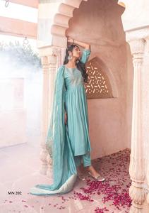 Qualité lourde de tissu teint en fil de viscose avec broderie Kurtis - Product Image 3