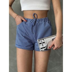 Shorts en polyester jacquard à carreaux miniatures pour femmes Topshow, couleur bleu sax vibrant, pour les commandes en gros, élégants et confortables - Product Image 3