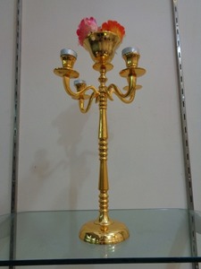 เชิงเทียนแต่งงานทรงสูงสีทองโลหะโบราณ - Product Image 2