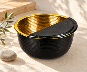 Bol de pédicure rond en cuivre martelé doré avec couvercle noir et système de drainage sans tuyau et de massage manuel pour salon et spa - Product Image 3