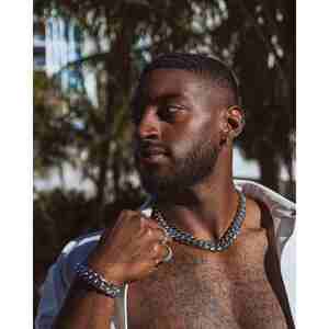 Cadena Cubana de 18 mm para Hombre en Acero Inoxidable Plateado con Rodio, Joyería para Regalo (Tamaños 18, 20, 22) - Product Image 5