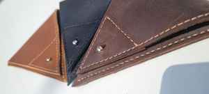 Porte-monnaie en cuir Triangle en cuir de qualité supérieure noir et marron - Product Image 6