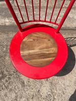 70er Jahre Vintage Retro Mid Century Shabby Chic Esszimmers tuhl Schöne hölzerne Sprossen im roten Landhausstil von Retro Chair