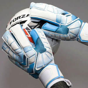 Gants de gardien de but avec surface en palmier durable pour des performances professionnelles, ajustement sécurisé avec poignet réglable supplémentaire - Product Image 4