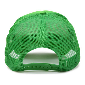 Casquette de camionneur en polyester à 5 panneaux personnalisée avec logo brodé en 3D et dos en maille pour un confort respirant et un style décontracté Casquette de camionneur - Product Image 3