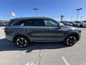 Verde 2024 para Sorento Híbrido Usado, Tracción en las Cuatro Ruedas, Asientos de Cuero, Paquete Premium, Navegación Bluetooth, Techo Solar Panorámico - Product Image 4