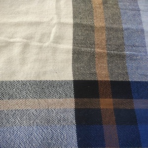 Couverture en coton doux et confortable avec motif à rayures Textiles de maison décoratifs Matériau chaud et durable - Product Image 4