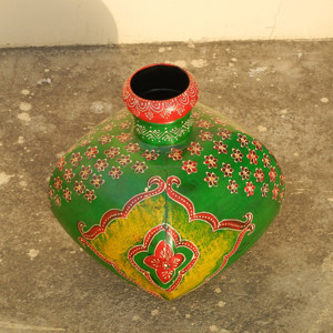 Vase à fleurs en métal peint à la main pour la décoration de la maison Récipient décoratif fait à la main Pot peint en relief pour la décoration de mariage et les cadeaux - Product Image 4