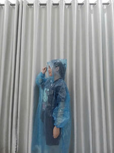 Chubasqueros desechables de PE fabricados en Vietnam - Product Image 3