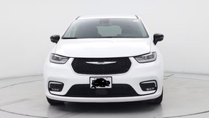 Chrysler Pacifica Touring L FWD 2024 Usado en Excelentes Condiciones - Product Image 5