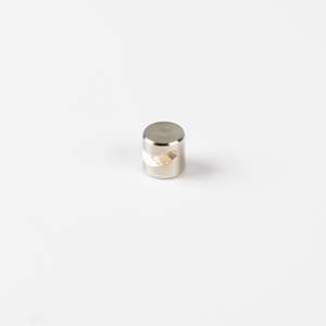 Magnete con gancio integrato Ø12x12mm - Product Image 1