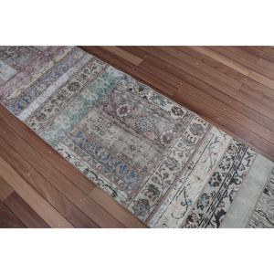 Tapis turc patchwork 2,6x11 pieds, marron arc-en-ciel géométrique avec éléments floraux, tapis vintage - Product Image 2