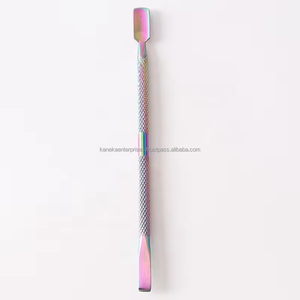 Pousse-cuticules professionnel en acier inoxydable arc-en-ciel à double extrémité réutilisable, éliminateur de peaux mortes, outil de manucure et pédicure pour le soin des ongles - Product Image 1