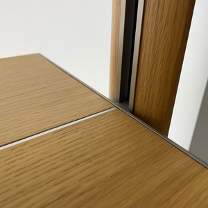 Étagère flottante sur pied de luxe minimaliste moderne sur mesure, présentoir de livres, unité d'étagérage décorative pour bureau masculin - Product Image 4