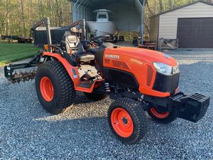 Kubota B2650 Tractor con Aera-Vator en venta - Product Image 5