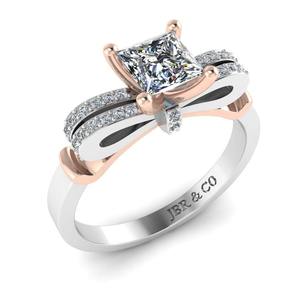 Anillo de compromiso con diseño de nudo de Plata de Ley 925 de dos tonos con diamante de corte princesa para mujer al mejor precio - Product Image 4