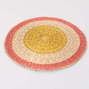 Nouvel arrivage de napperon en rotin tissé à la main pour la décoration du dîner du Vietnam set de table rond expédition dans le monde entier - Product Image 3