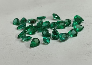 Esmeralda en forma de pera de ambian, lote de calidad fina con Color verde vivo, gran claridad y brillo, calibrado Natural, 7x5mm - Product Image 2