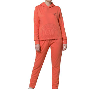 Chándal de mujer de tendencia superior con logotipo personalizado Chándal de mujer de tela ligera 100% algodón - Product Image 1