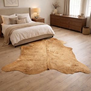 Alfombra de Piel de Vaca, Color Beige Natural, Estilo Rústico, Pelo Alto, Base de Goma Antideslizante, para Dormitorio - Product Image 1