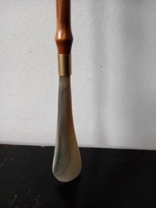 Elevador de Zapatos de Bambú Diseñado con Bambú Natural para un Fácil Calzado y Uso Diario Cómodo, Procedente de la India - Product Image 6