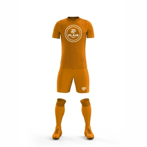 ชุดเสื้อฟุตบอลผ้าโพลีเอสเตอร์ระบายอากาศความสบาย100% ตัดสั้นอัตโนมัติ - Product Image 5