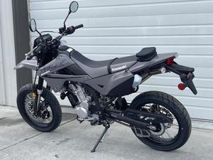 Offre annuelle 2025 – Nouvelles motos Kawasaki KLX 230SM (ABS) - Product Image 2