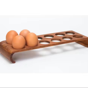 Ustensiles de cuisine super design Porte-oeufs en bois forme rectangulaire pour la maison Nouveau style Porte-oeufs en bois d'acacia couleur marron - Product Image 1