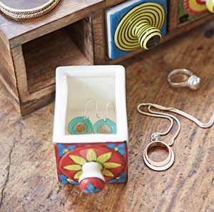 Coffre en bois épique avec tiroirs en céramique, boîte à épices et à bijoux, articles cadeaux, artisanat en bois - Product Image 2