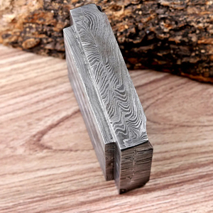 Cenicero de Acero de Damasco de Estilo Lujoso, Cenicero de Metal Hecho a Mano de Primera Calidad para Mesa de Fumar, Escritorio de Oficina y Uso como Regalo - Product Image 4