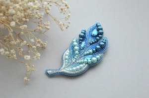 Broches perlées Broche design faite à la main. Accessoires de haute qualité. Broche design unique. Baby shower meilleur cadeau. - Product Image 4