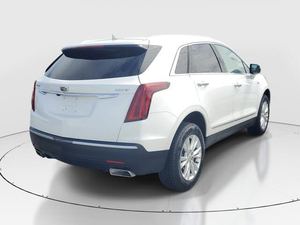 Nouveautés à prix réduits! Véhicule d'occasion 2023 XT5 Luxe Traction avant 2L Automatique Sièges en cuir SUV Crossover - Product Image 4