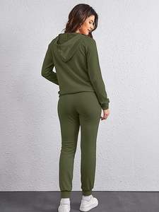 Conjunto de 2 piezas de gran tamaño con hombros caídos Sudadera de invierno y pantalones de chándal Sudadera con capucha de patrón sólido con pantalones para correr - Product Image 3