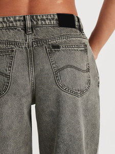 กางเกงยีนส์สำหรับผู้หญิงผ้าเดนิมปักลายระบายอากาศได้ดีสไตล์แฟชั่น - Product Image 5