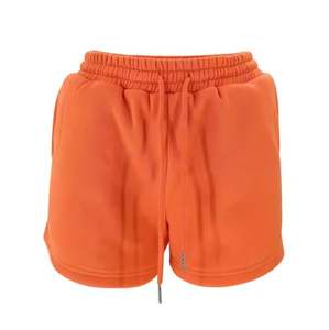 Conjunto de dos piezas de alta calidad para mujer para el invierno para las estaciones de verano Conjunto doble de sudaderas con capucha y pantalones cortos para mujer - Product Image 3