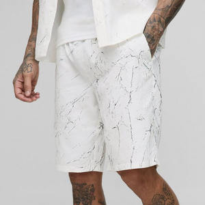 กางเกงขาสั้นสำหรับผู้ชายแบบย่นพิมพ์ลายทรงสูงใส่สบายระบายอากาศได้ดีกางเกงขาสั้นลำลองสำหรับผู้ชาย - Product Image 1