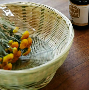 Panier de rangement en bambou tissé à la main-Plateau de décoration rustique élégant avec motifs pour servir des fruits ou des légumes - Product Image 4