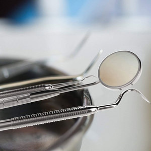 Ensemble d'instruments chirurgicaux dentaires en matériau durable, ensemble dentaire de qualité supérieure à prix raisonnable avec un poids léger - Product Image 4